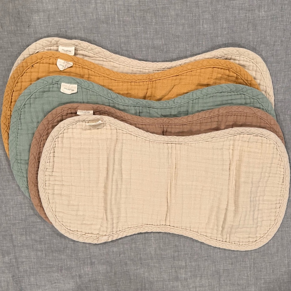 Set of 5 Mushie Organic Cotton Muslin Quilted Burp Cloths in Earth Tones
